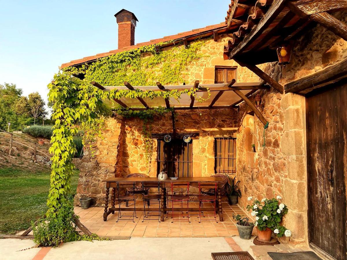 Mas Cal Sastre Guest House ซานต์ ฮิลาริ ซาคาล์ม ภายนอก รูปภาพ