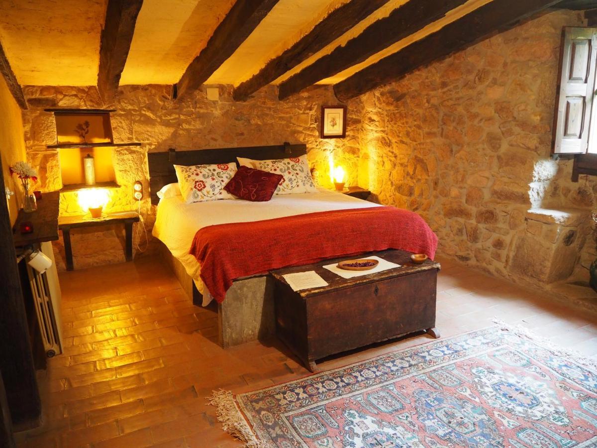 Mas Cal Sastre Guest House ซานต์ ฮิลาริ ซาคาล์ม ภายนอก รูปภาพ