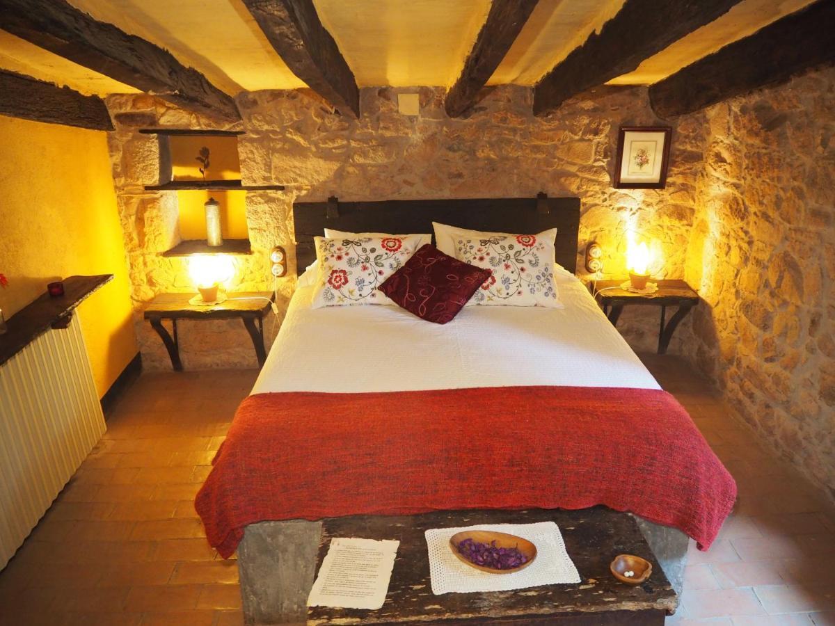 Mas Cal Sastre Guest House ซานต์ ฮิลาริ ซาคาล์ม ภายนอก รูปภาพ