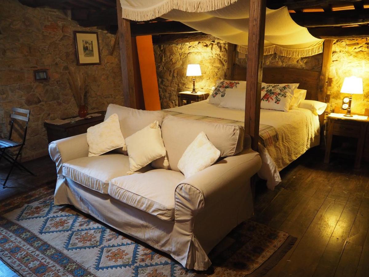 Mas Cal Sastre Guest House ซานต์ ฮิลาริ ซาคาล์ม ภายนอก รูปภาพ