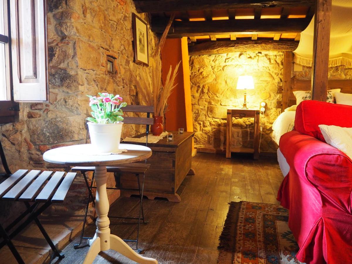 Mas Cal Sastre Guest House ซานต์ ฮิลาริ ซาคาล์ม ภายนอก รูปภาพ