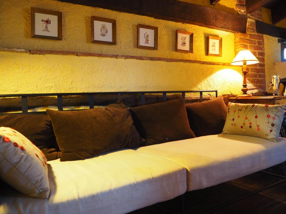 Mas Cal Sastre Guest House ซานต์ ฮิลาริ ซาคาล์ม ภายนอก รูปภาพ