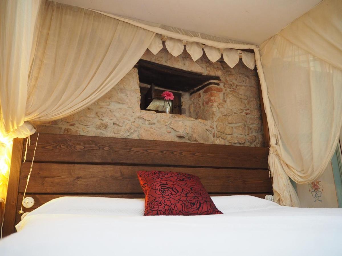 Mas Cal Sastre Guest House ซานต์ ฮิลาริ ซาคาล์ม ภายนอก รูปภาพ