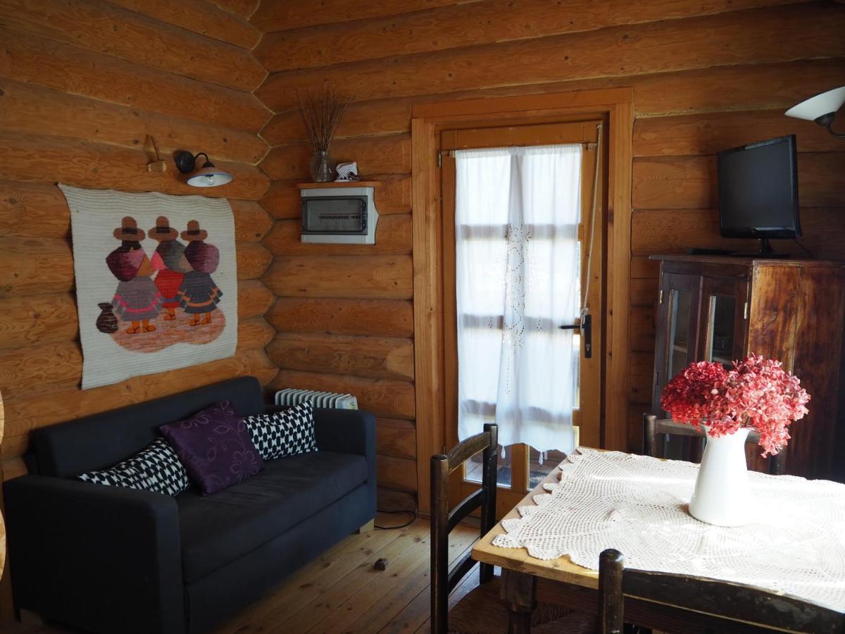 Mas Cal Sastre Guest House ซานต์ ฮิลาริ ซาคาล์ม ภายนอก รูปภาพ