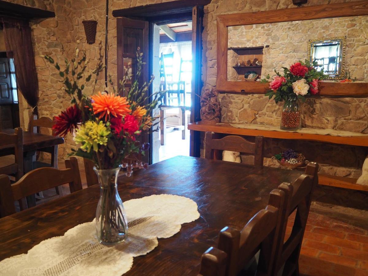 Mas Cal Sastre Guest House ซานต์ ฮิลาริ ซาคาล์ม ภายนอก รูปภาพ