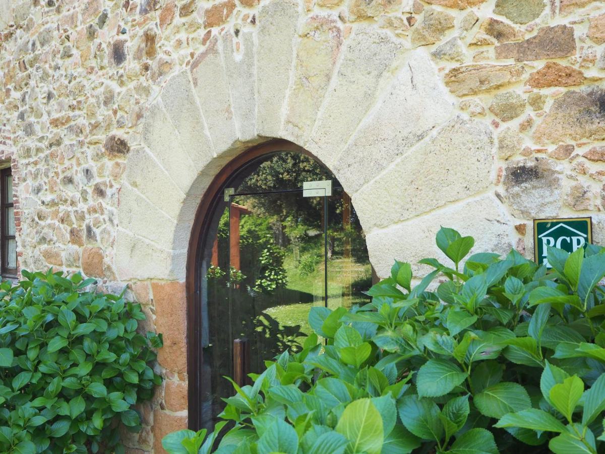 Mas Cal Sastre Guest House ซานต์ ฮิลาริ ซาคาล์ม ภายนอก รูปภาพ